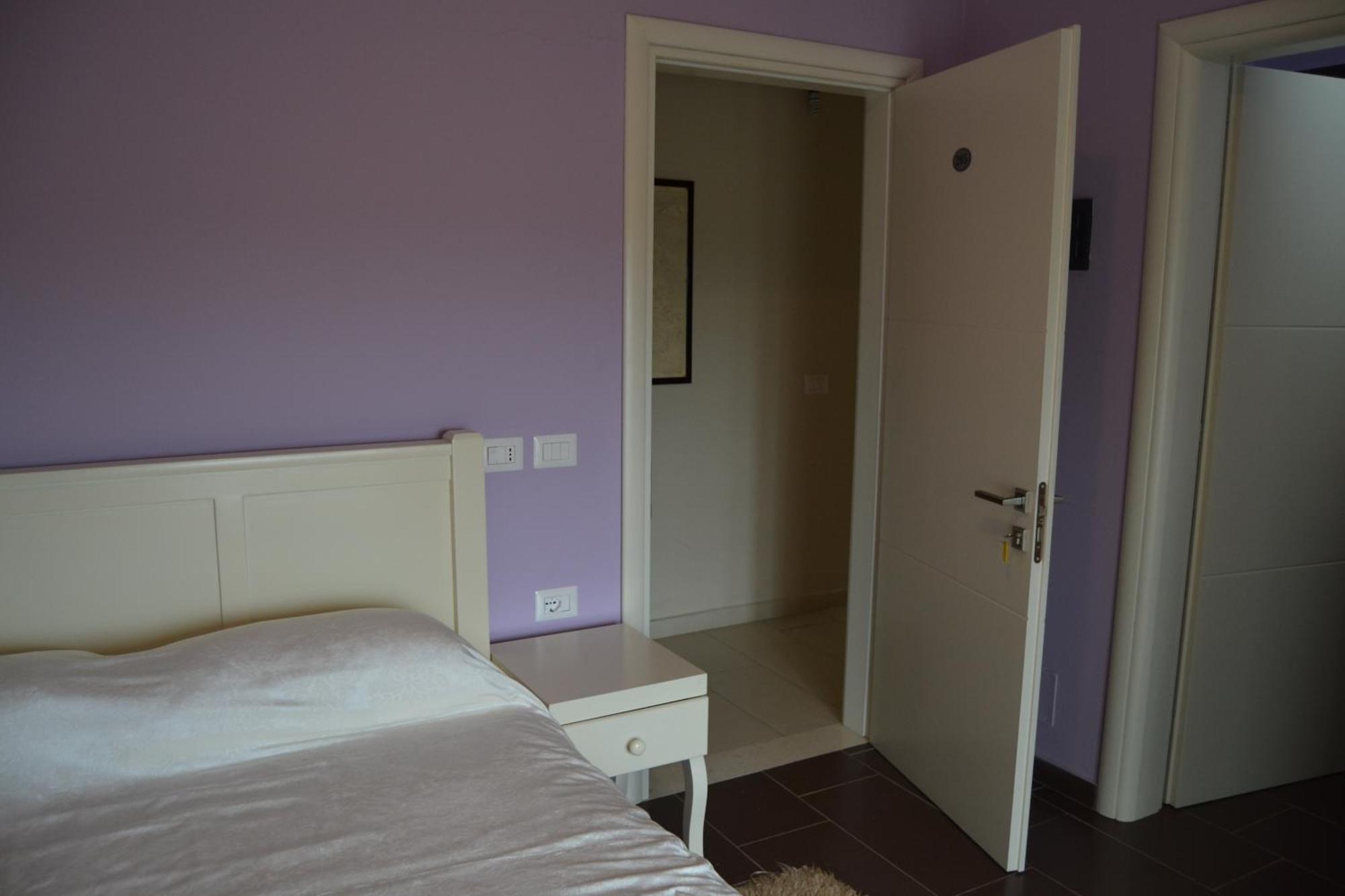 Kodra E Godenve Hotel Vile-Ballaj ภายนอก รูปภาพ