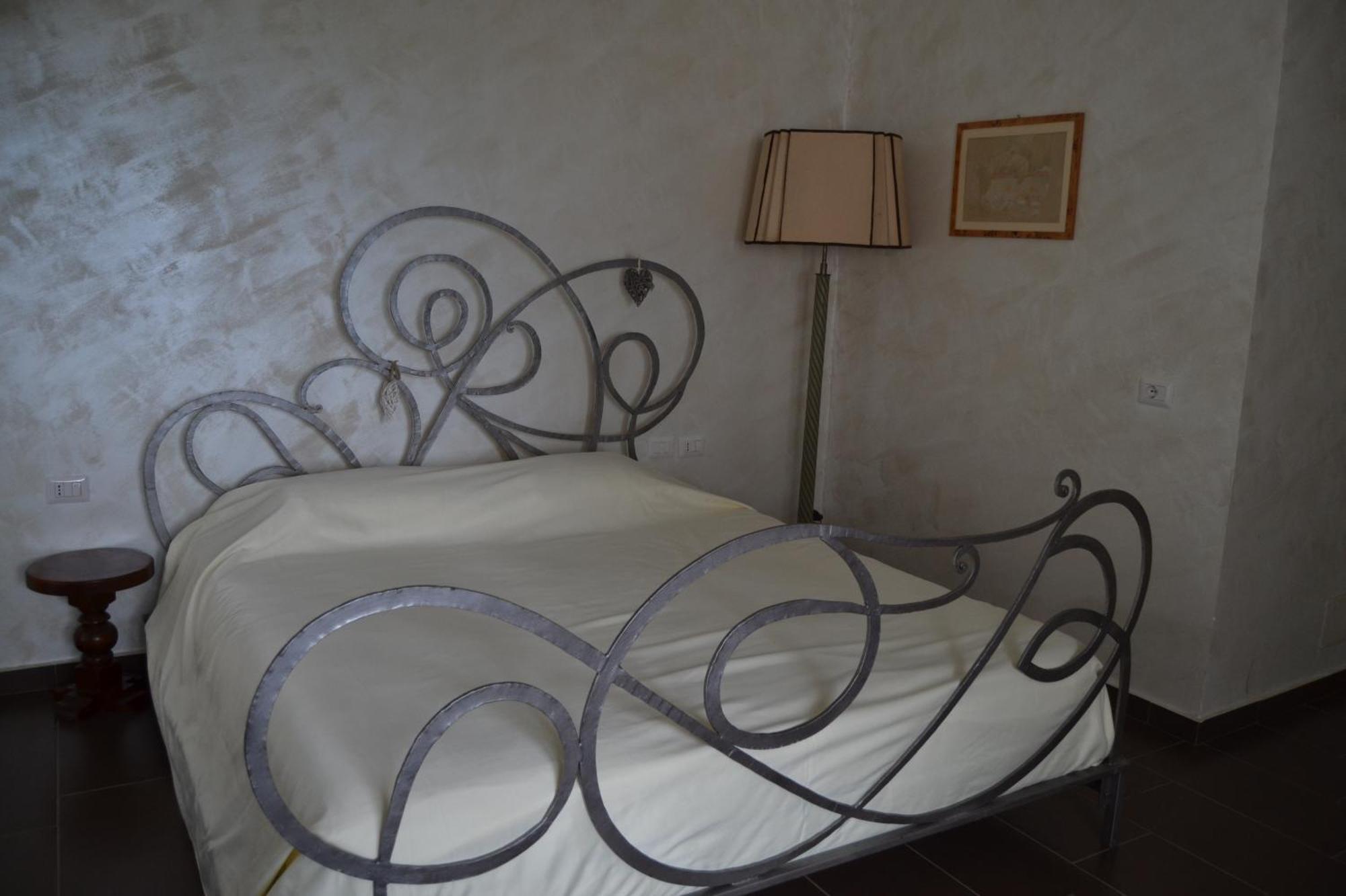 Kodra E Godenve Hotel Vile-Ballaj ภายนอก รูปภาพ