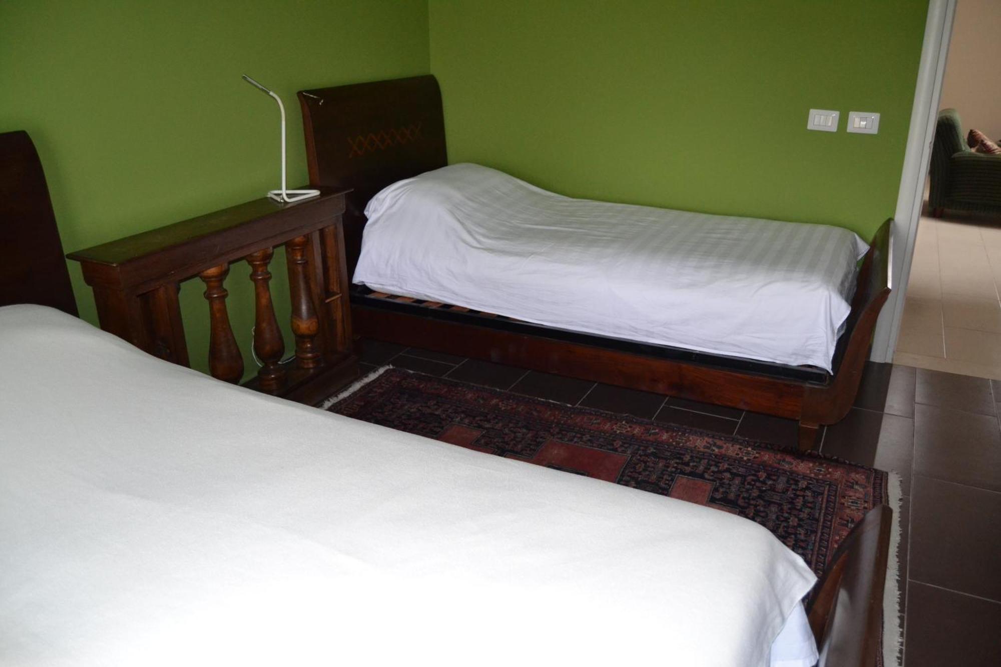 Kodra E Godenve Hotel Vile-Ballaj ภายนอก รูปภาพ